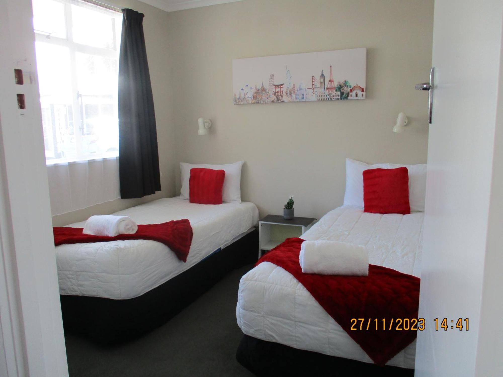 פיקטון High Street Living Motel מראה חיצוני תמונה