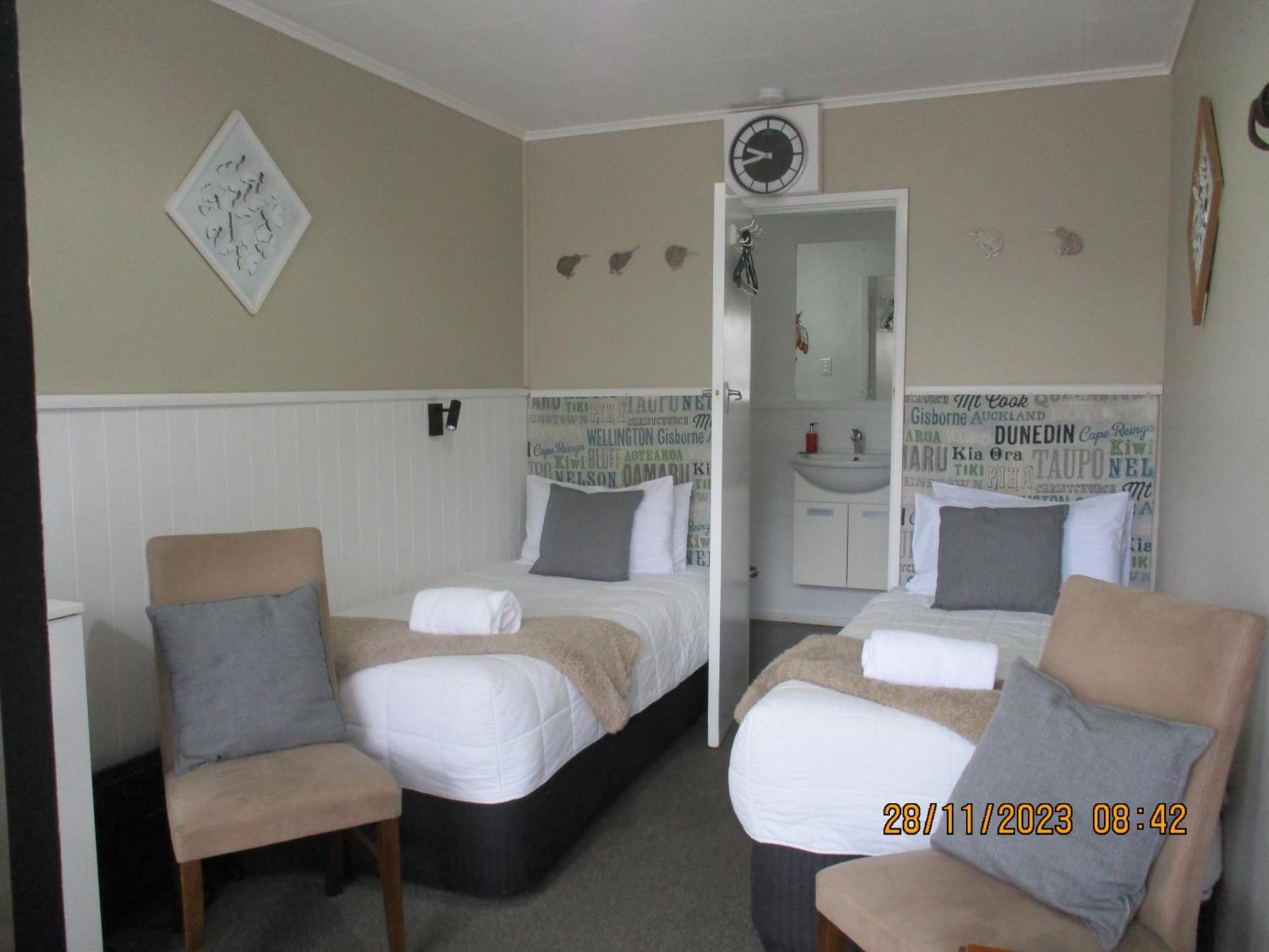פיקטון High Street Living Motel מראה חיצוני תמונה