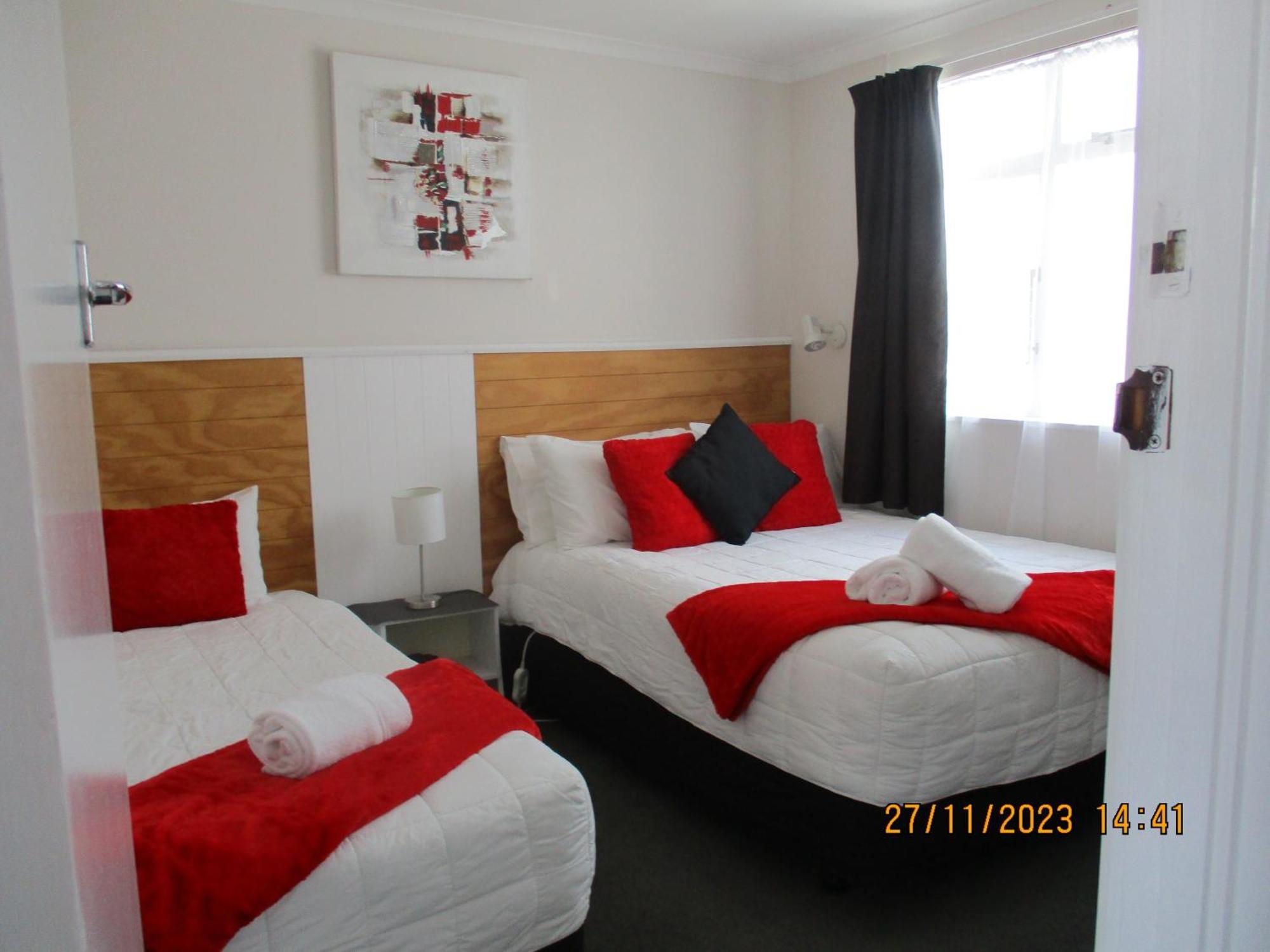פיקטון High Street Living Motel מראה חיצוני תמונה