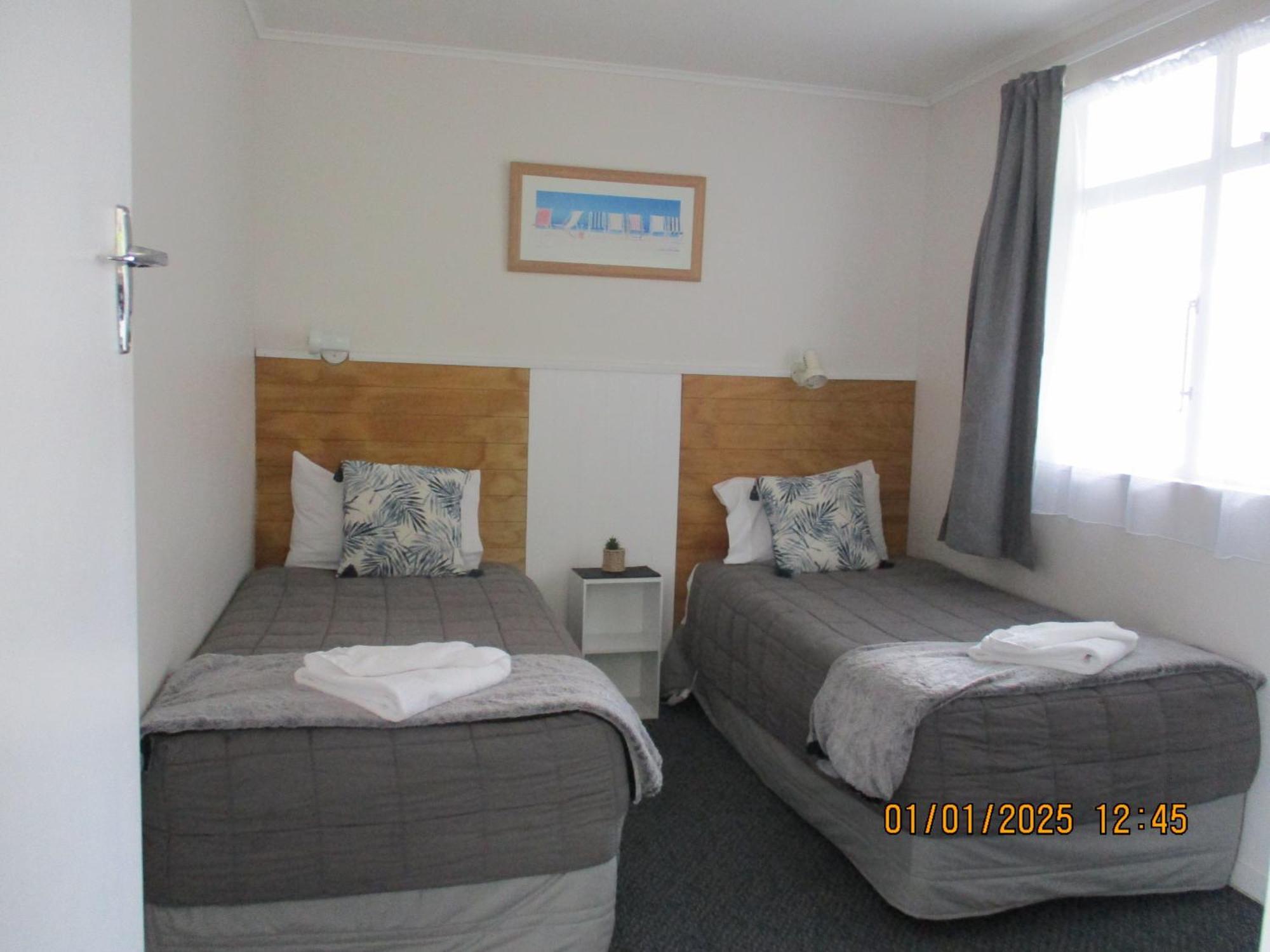 פיקטון High Street Living Motel מראה חיצוני תמונה