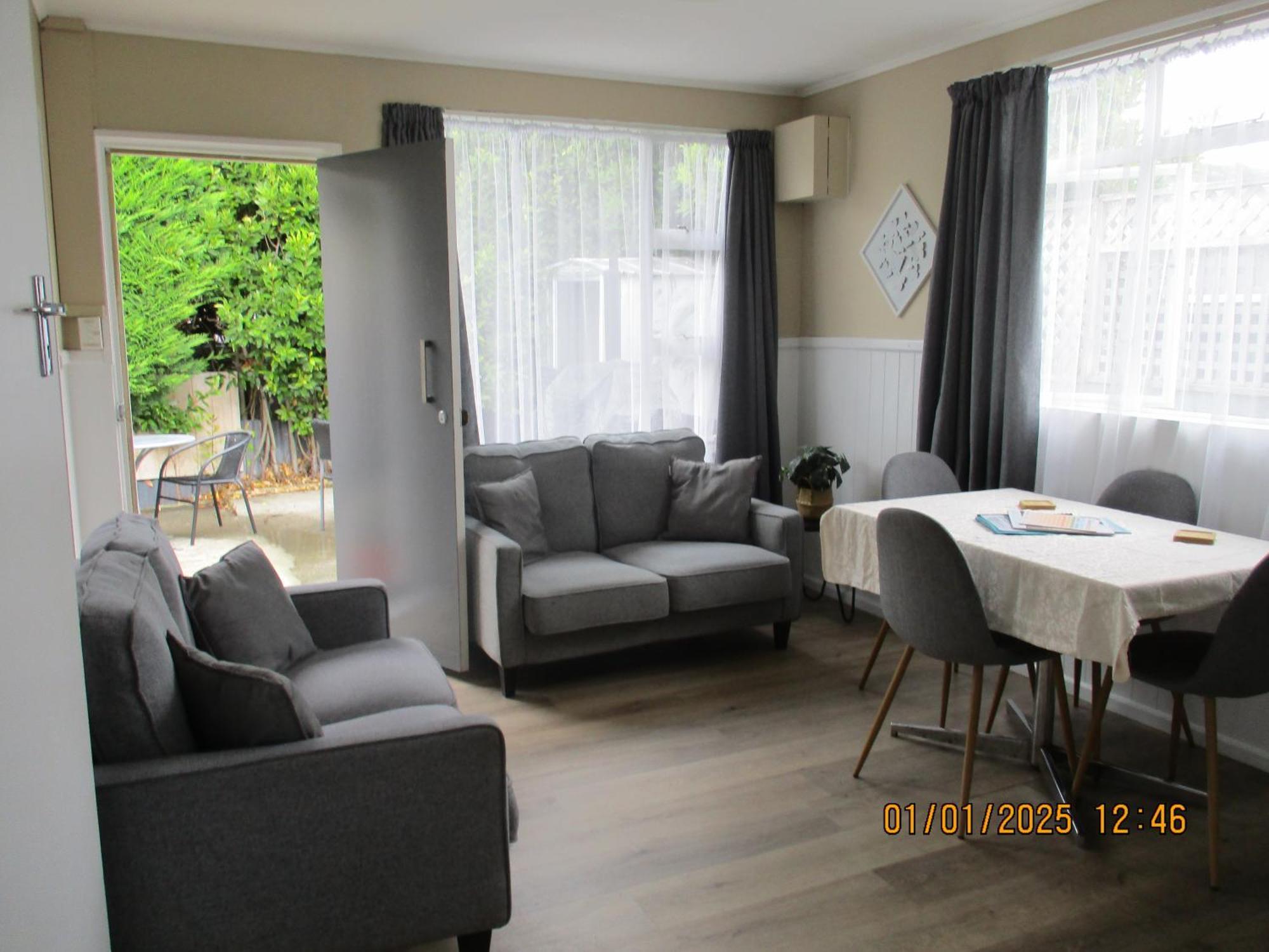 פיקטון High Street Living Motel מראה חיצוני תמונה