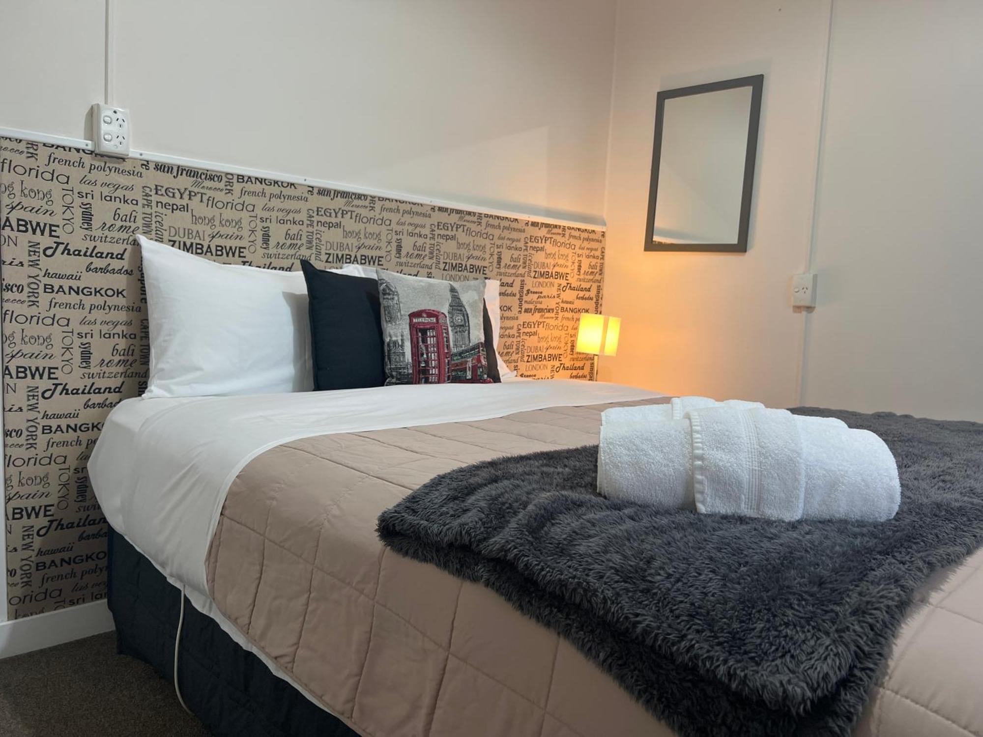 פיקטון High Street Living Motel מראה חיצוני תמונה