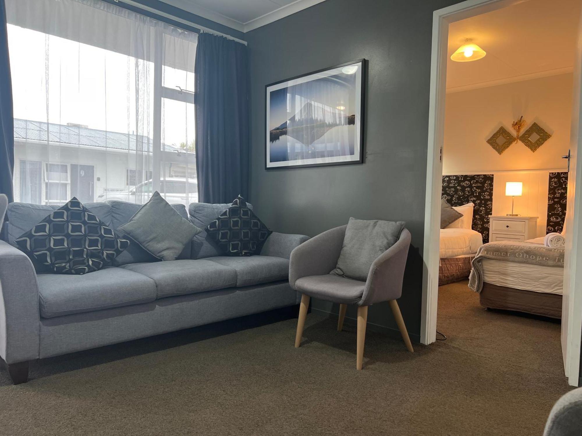 פיקטון High Street Living Motel מראה חיצוני תמונה