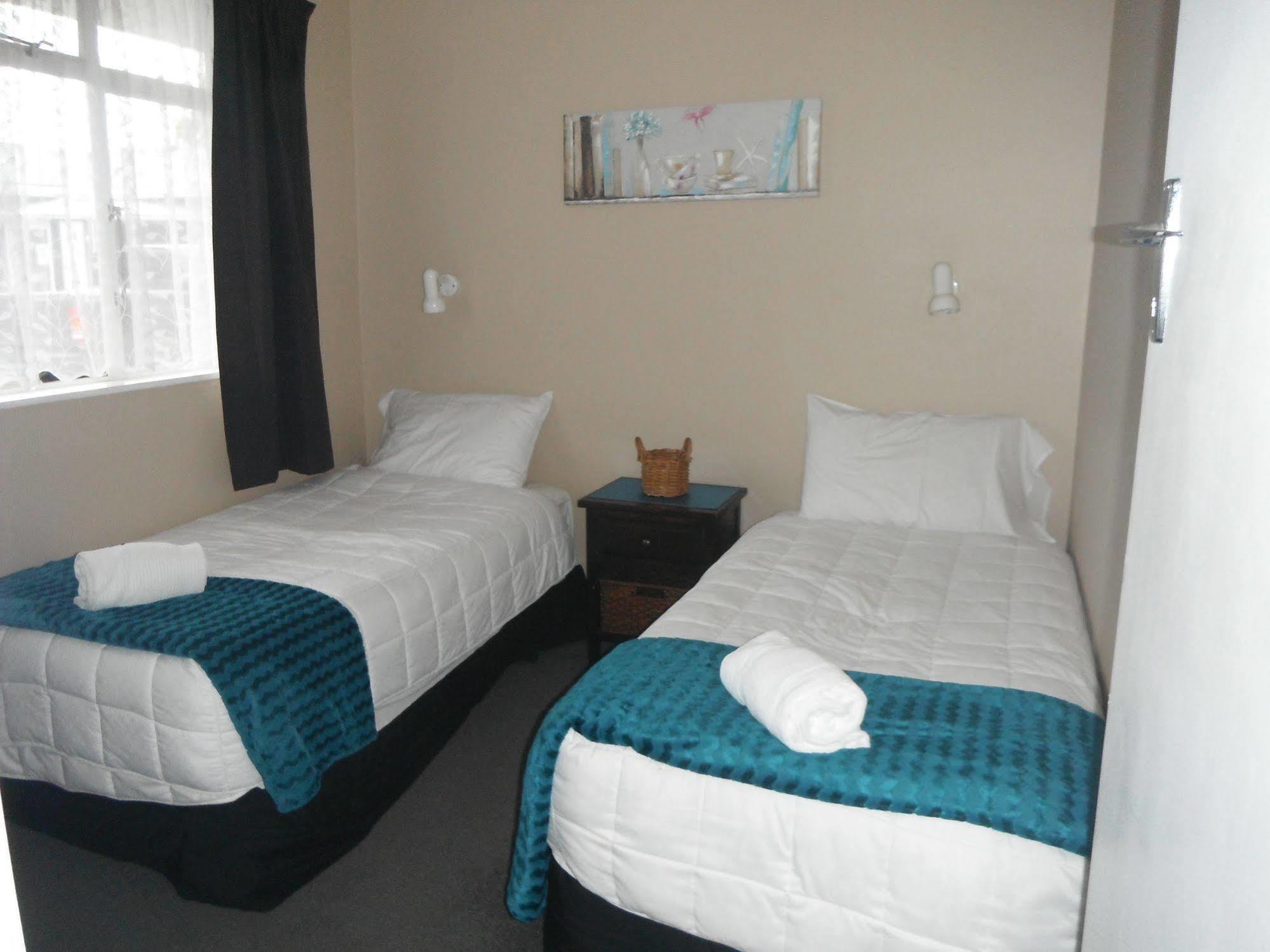פיקטון High Street Living Motel מראה חיצוני תמונה